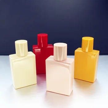 10pcs/daudz 30ml Laukumā Smaržas Smidzināšanas Pudeli, Krāsains Stikls Sūknis Atkārtoti Cosmtic veido Pudele