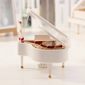 Klavierēm formas music box radošo draugiem pāris dzimšanas dienas dāvanu rotējošo meitene music box ziemassvētku dāvanu