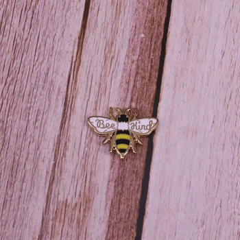 Medus bišu Bišu Turētājs Vegāns Environmentalist dāvanas Saglabāt Bišu ganāmpulka stuffer Atloks pin broša