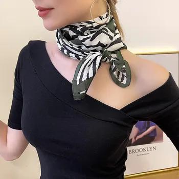 Jaunu 2021 Luksusa Zīmolu Zīda Šalle Mazo Sieviešu Šalles Un Wraps Modes Drukāt Mazo Matu Kakla Hijabs Foulard Šalles