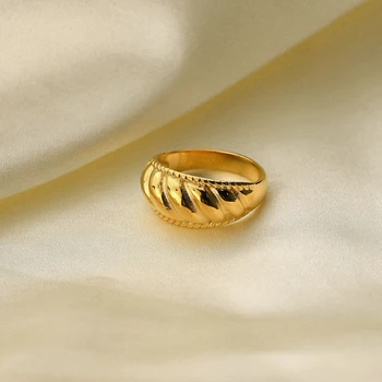 Romantisks gredzenu 18K Zelta Pārklājumu Nerūsējošā Tērauda dāma Kruasānu gredzens